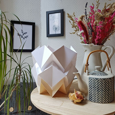 Bicolour Origami Tischlampe - S - Vanille
