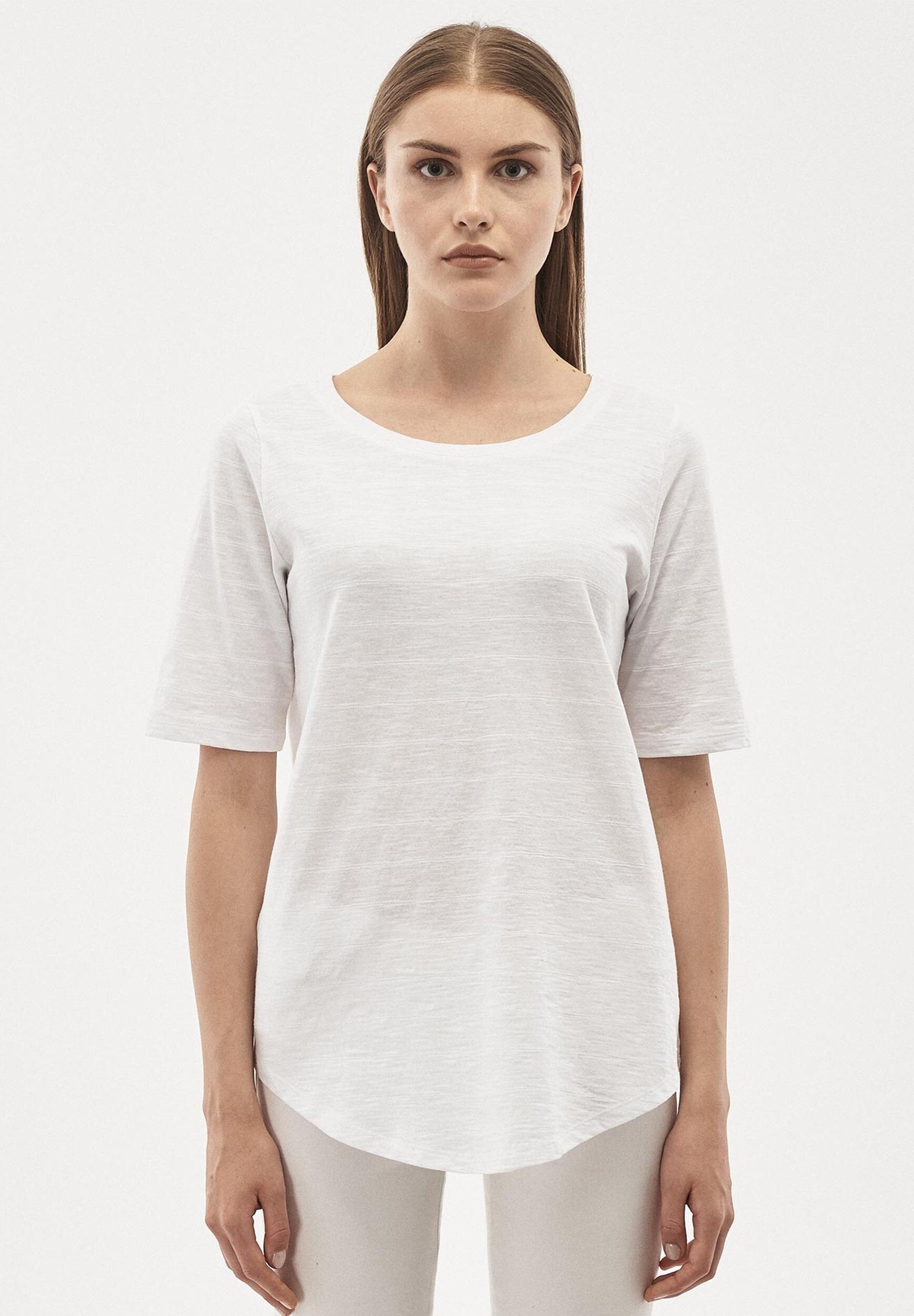 T-shirt in cotone biologico con maniche a mezza lunghezza