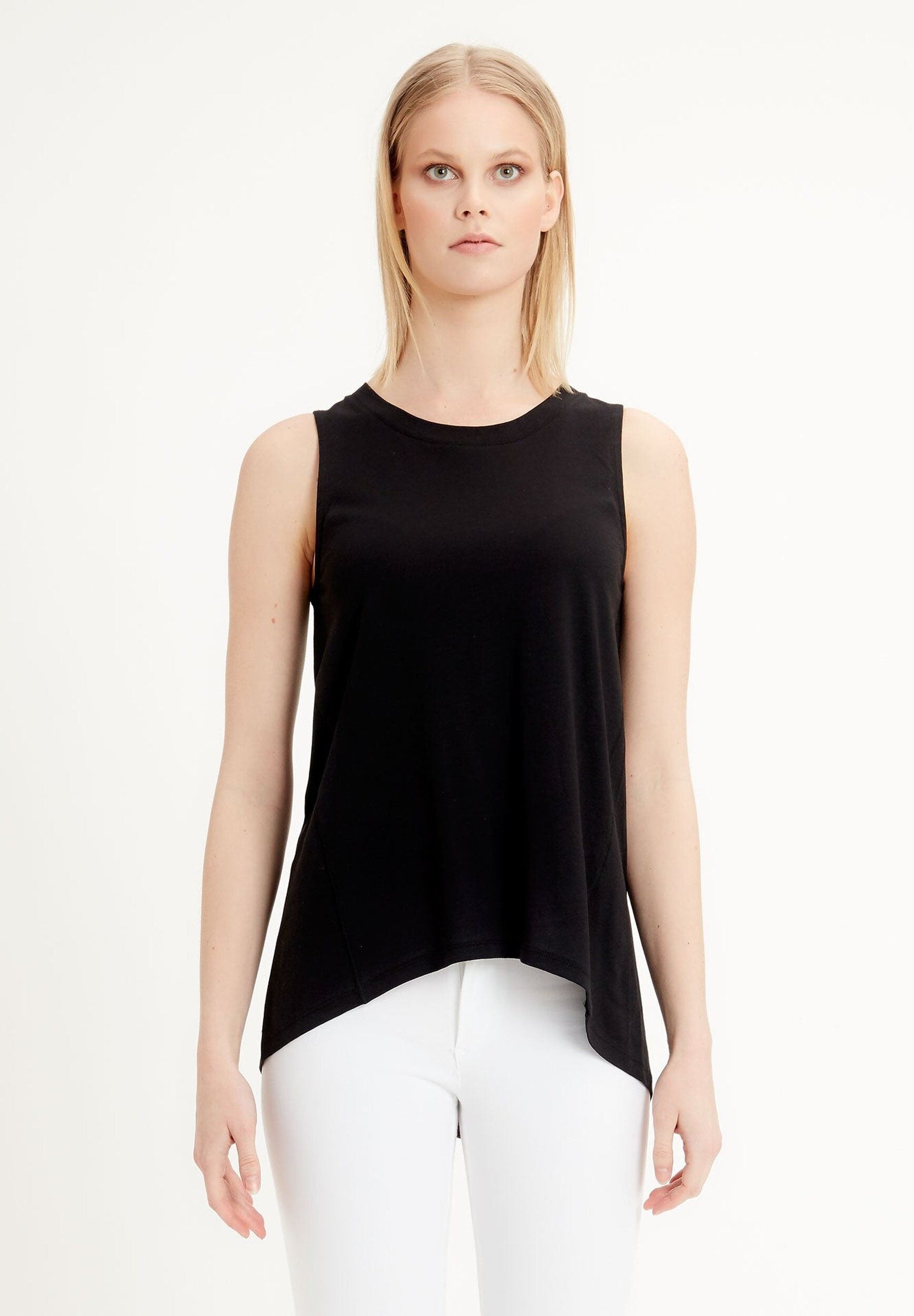 Parte superiore realizzata in miscela TENCEL™ Lyocell