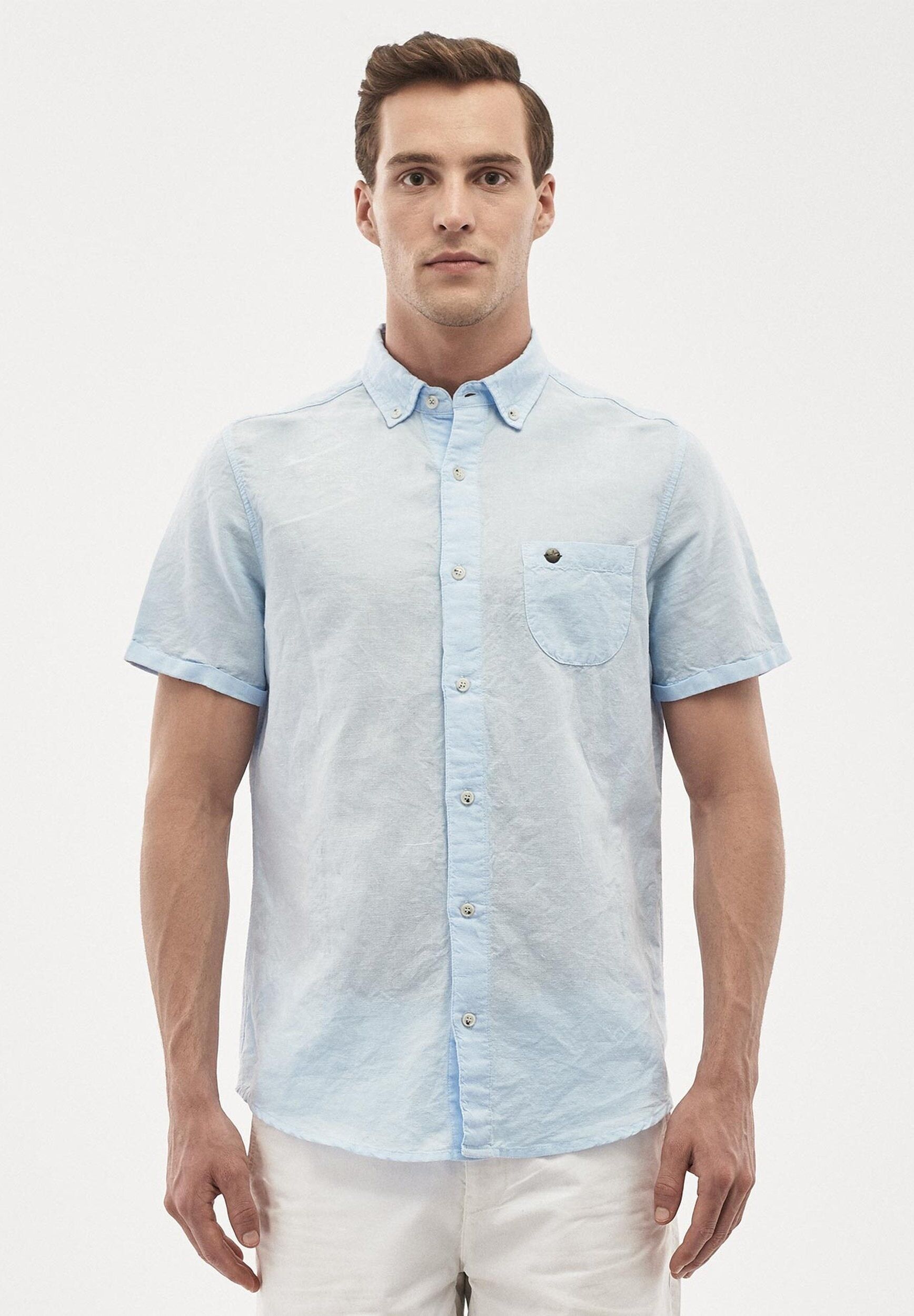 Maglia a maniche corte realizzata in misto lino