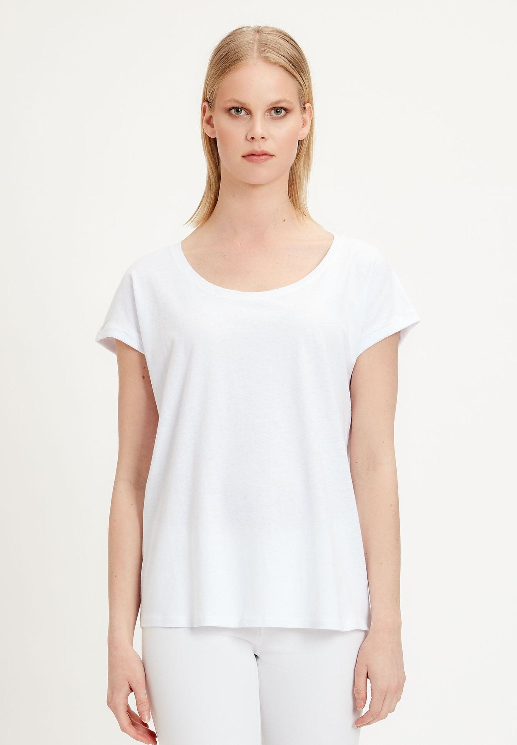 T-shirt realizzata in un misto lino-cotone biologico