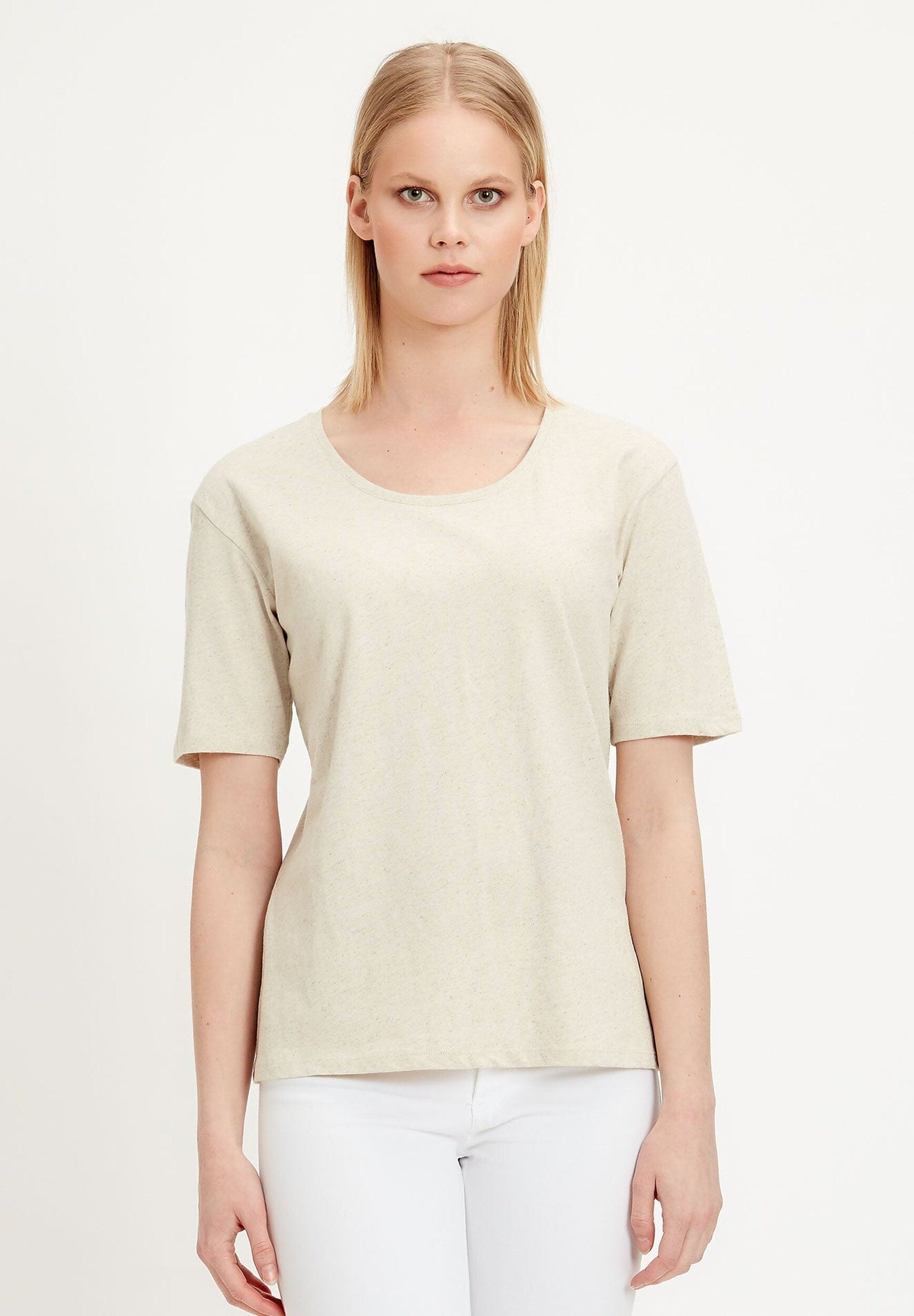 T-shirt realizzata in un misto lino-cotone biologico