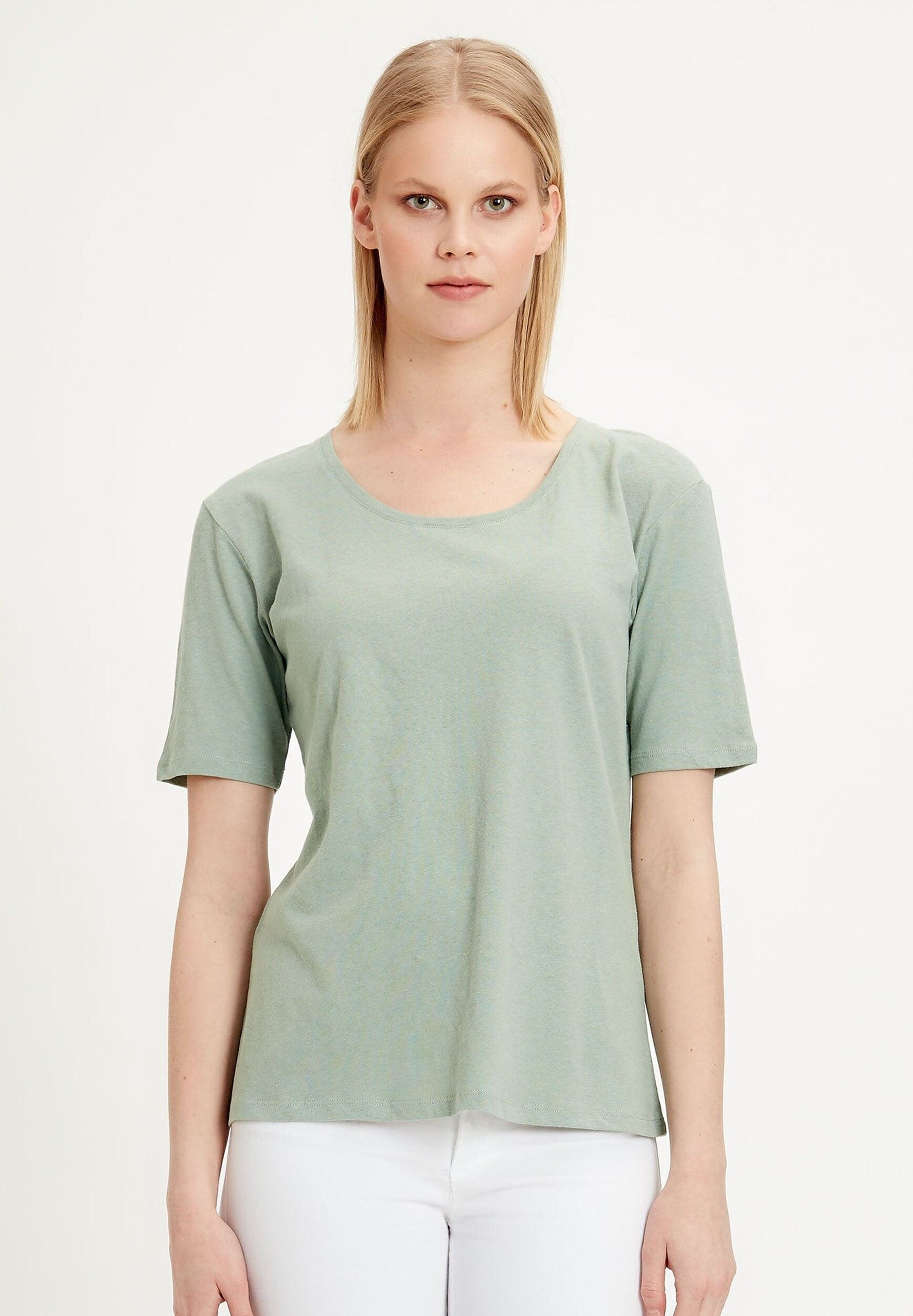 T-shirt realizzata in un misto lino-cotone biologico