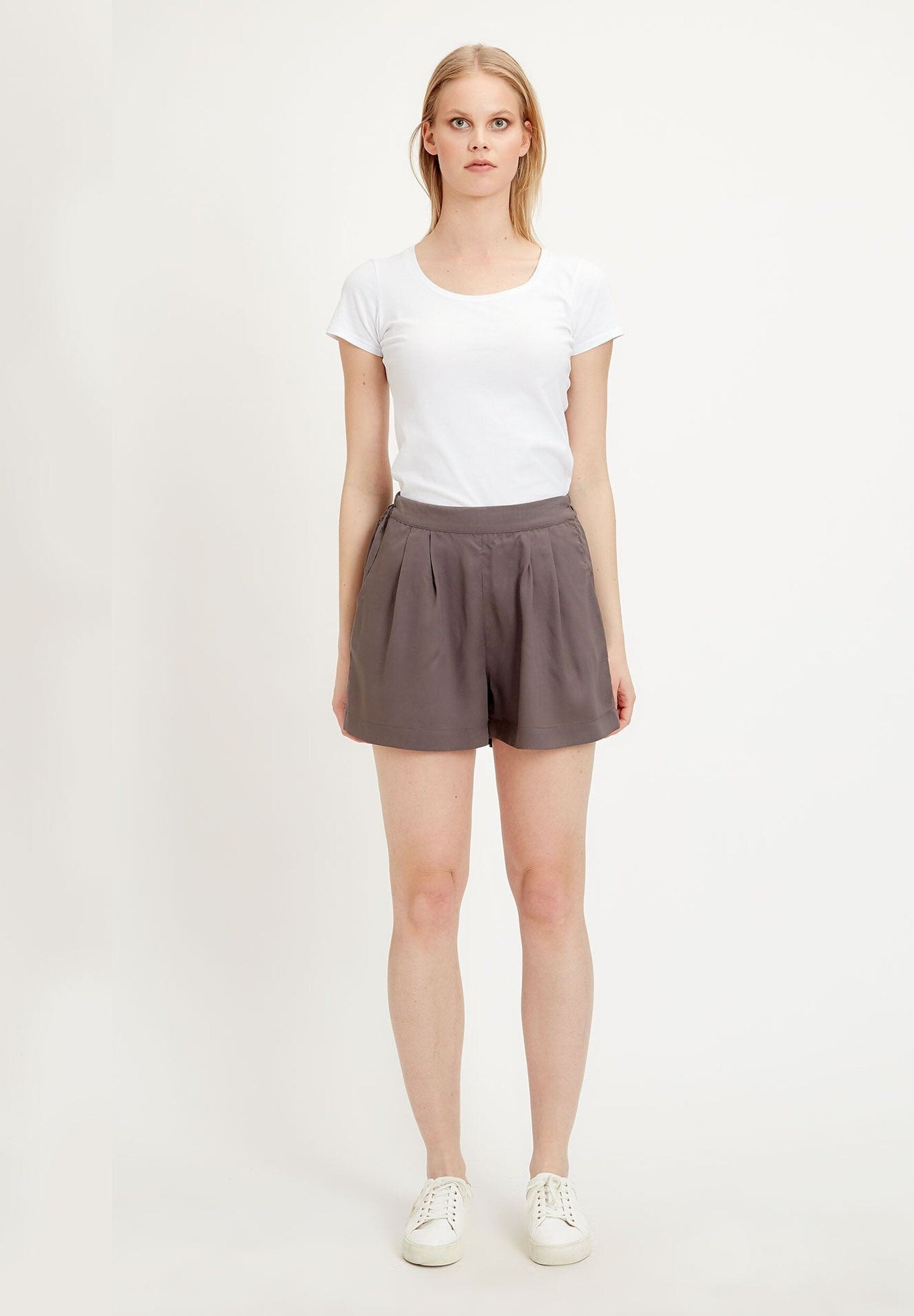 Pantaloncini realizzati in TENCEL™ Lyocell