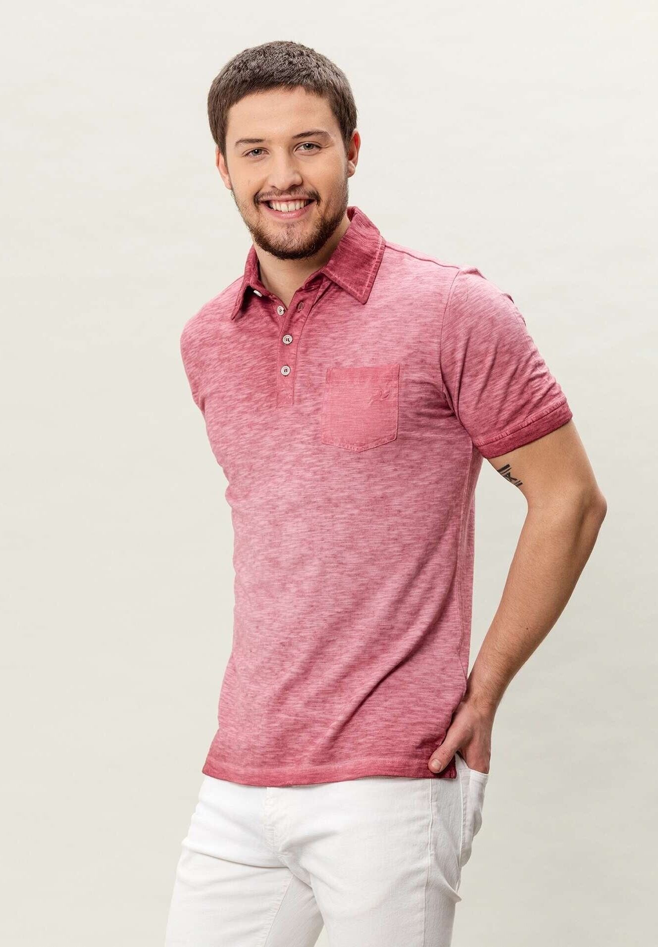 Polo tinta in capo realizzata in cotone biologico