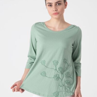 3/4 sleeve T-shirt made of organic cotton with embroidery