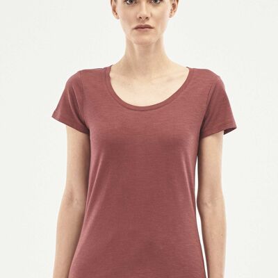 Basic T-shirt made of organic cotton
