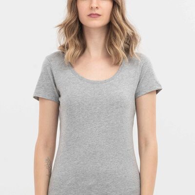 Basic T-shirt made of organic cotton