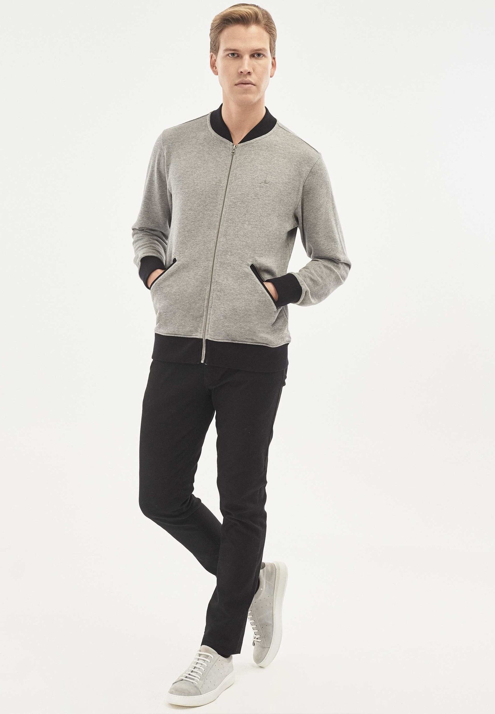 Sweatjacke aus Bio-Baumwolle