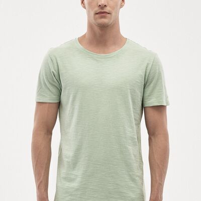 Basic T-shirt made of organic cotton