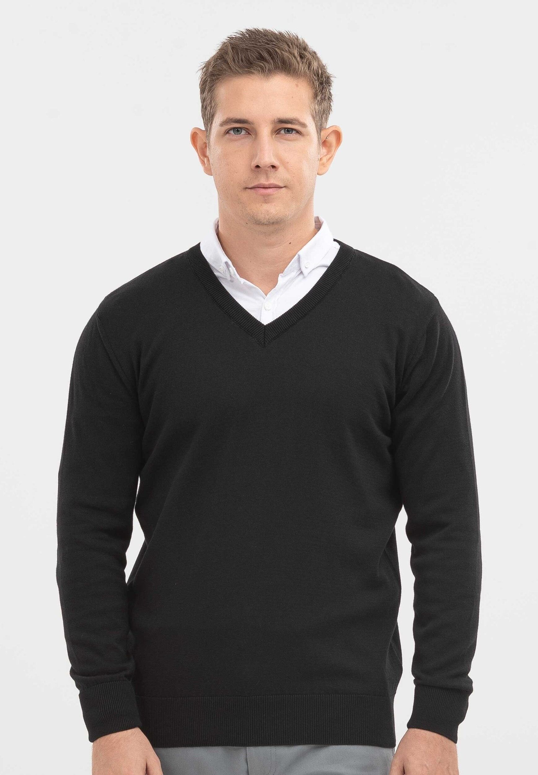 Maglione con scollo a V realizzato in cotone biologico