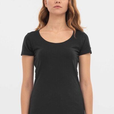 Basic T-shirt made of organic cotton