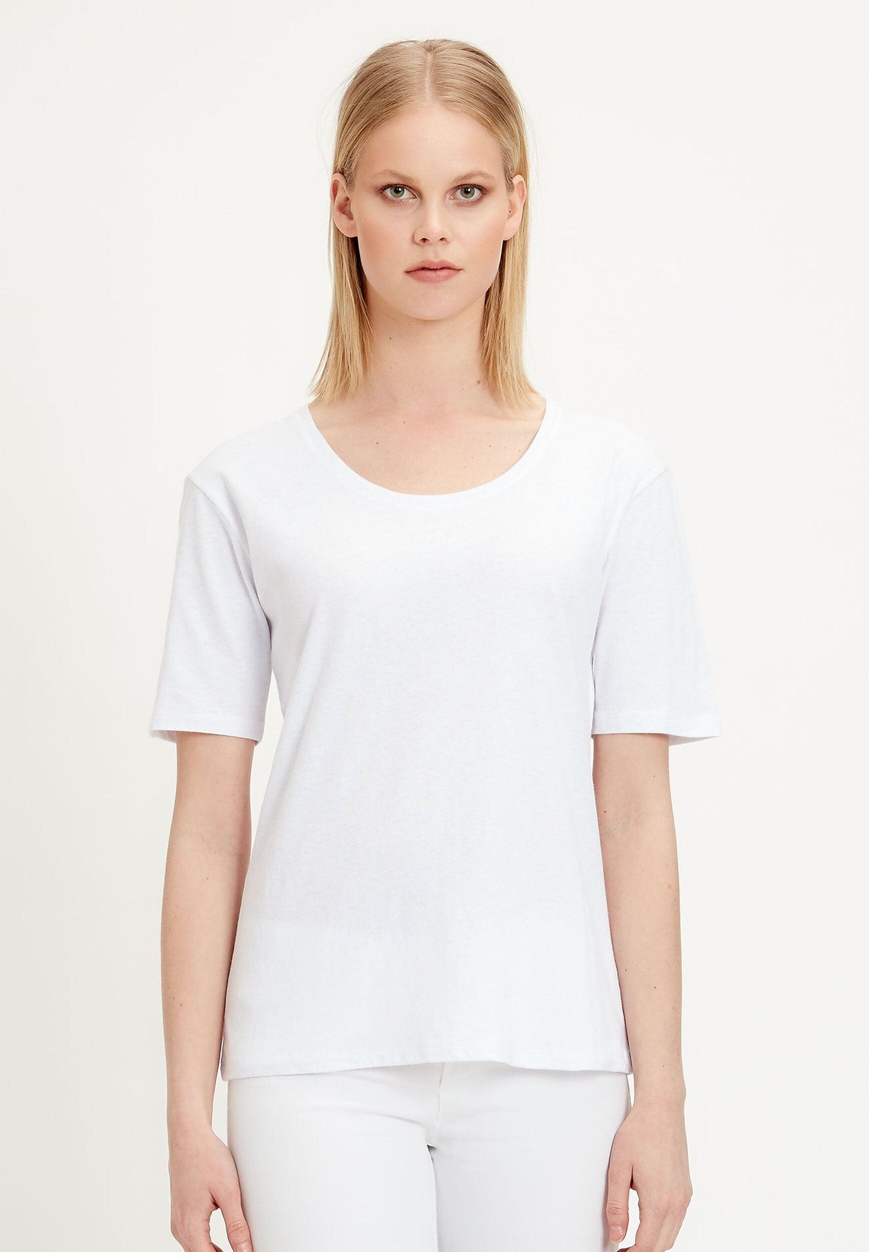 T-shirt realizzata in un misto lino-cotone biologico