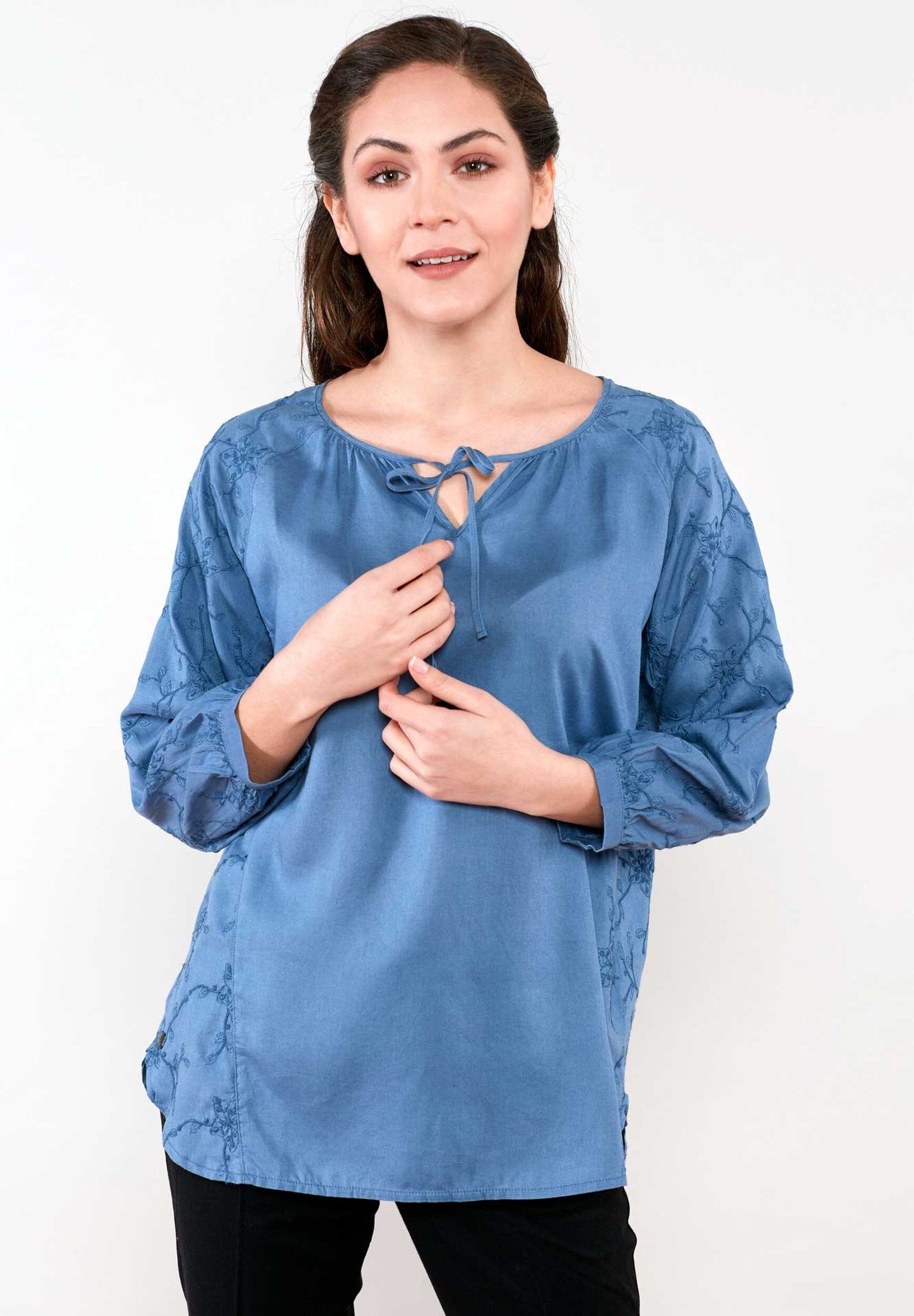 Bluse aus TENCEL™ Lyocell mit Bindeband am Ausschnitt