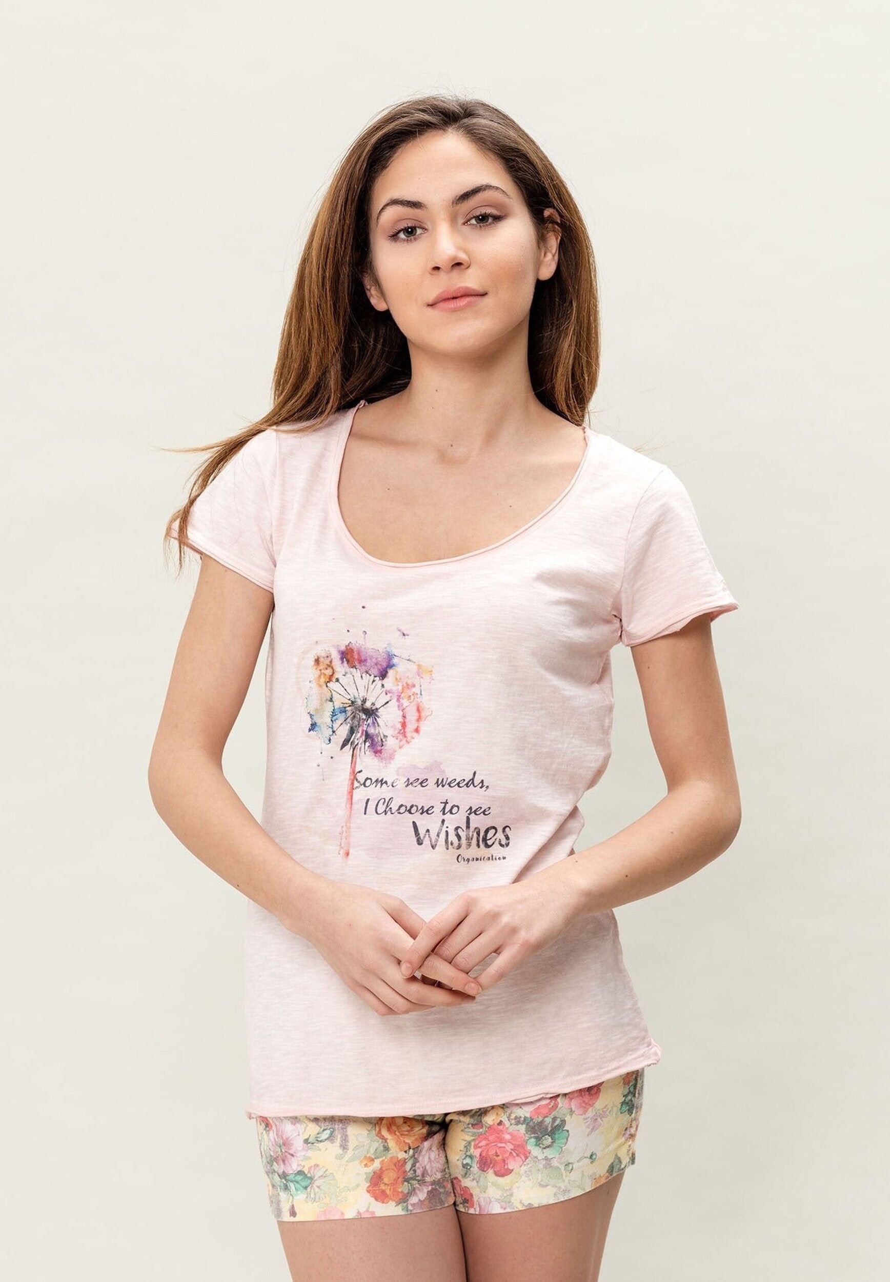 T-shirt realizzata in cotone biologico con effetto tintura a pigmenti freddi