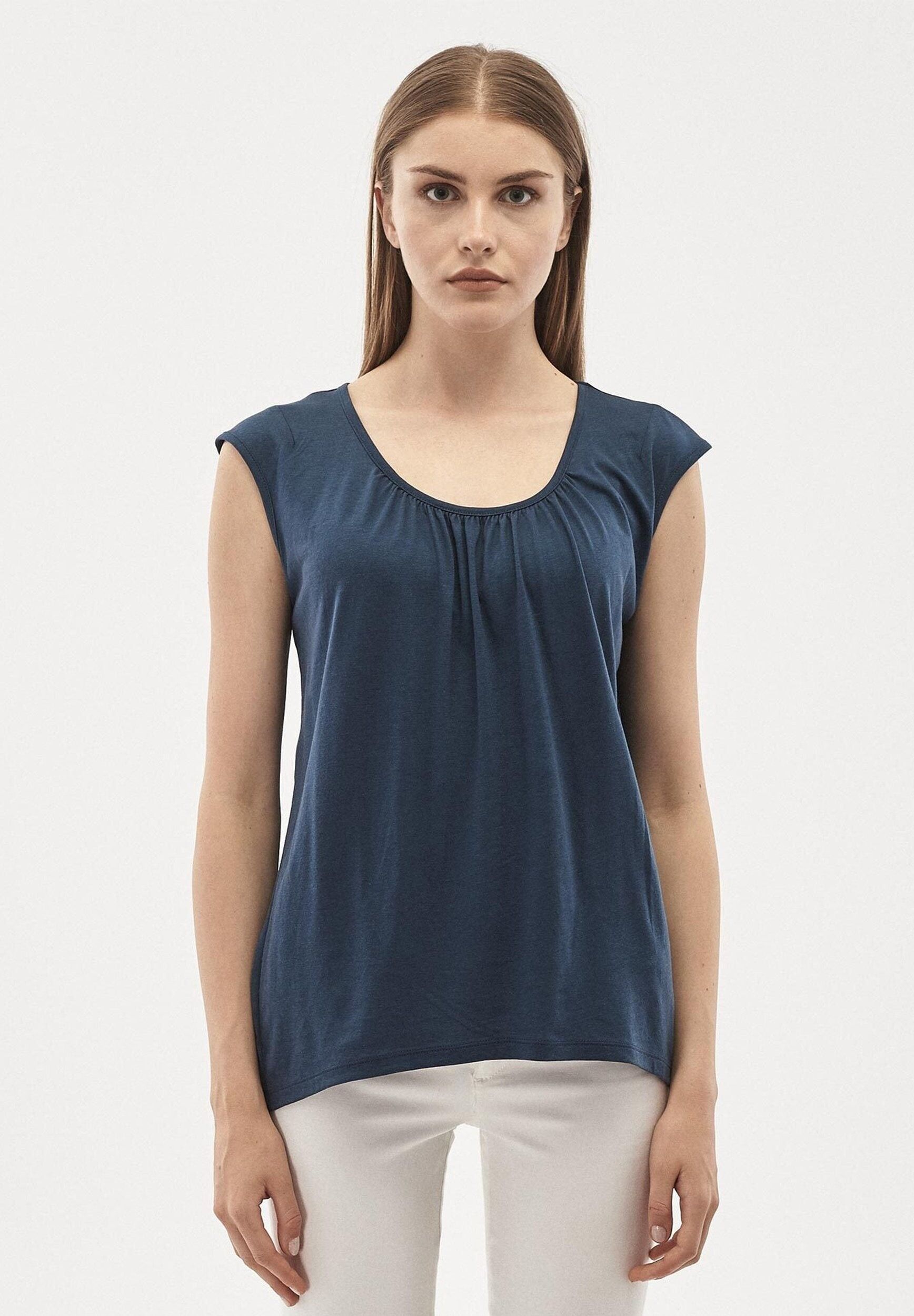 Parte superiore realizzata in miscela TENCEL™ Lyocell