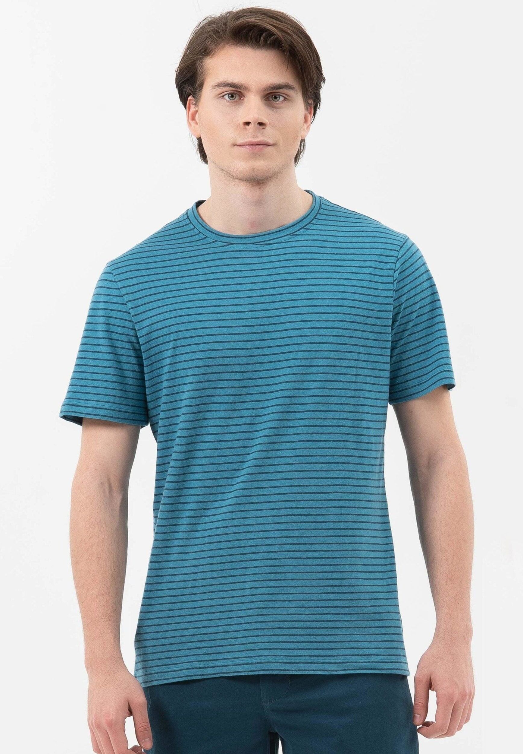 T-shirt a righe realizzata in cotone biologico con lino