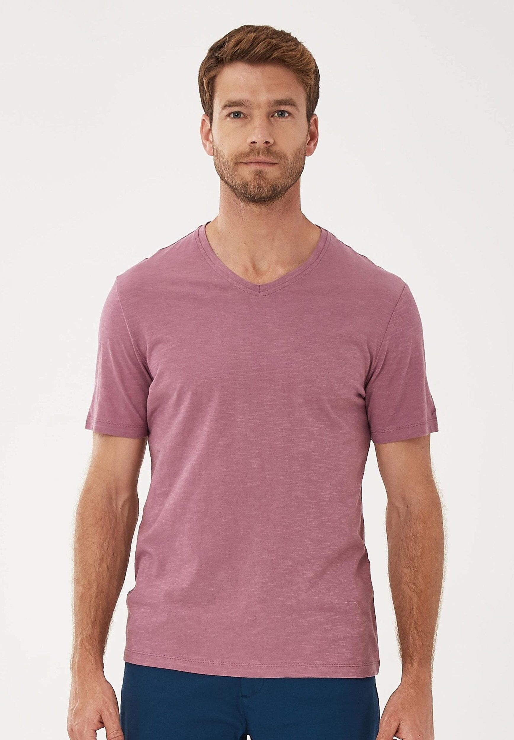 T-shirt basic in cotone biologico con scollo a V