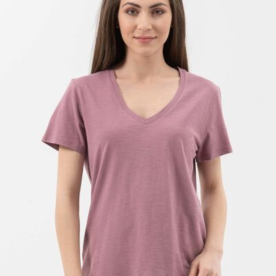 Basic T-shirt made of organic cotton with V-neck