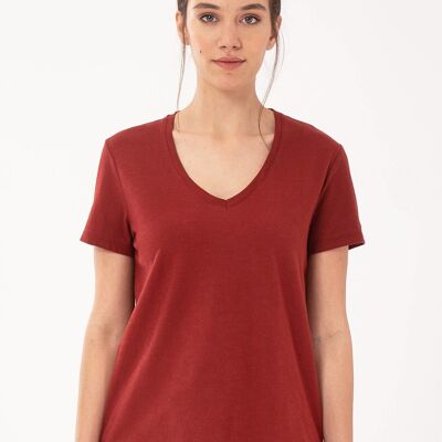 Basic T-shirt made of organic cotton with V-neck