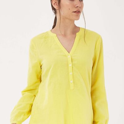 Blusa confeccionada en lino con algodón orgánico