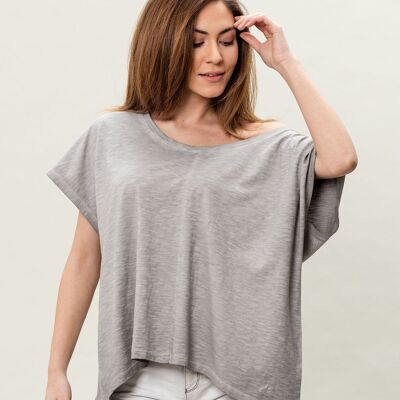 Camiseta confeccionada en algodón orgánico con efecto tinte pigmentado en frío