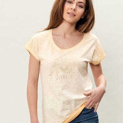 Camiseta confeccionada en algodón orgánico con efecto tinte pigmentado en frío