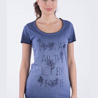 Camiseta teñida en prenda de algodón orgánico con estampado de texto