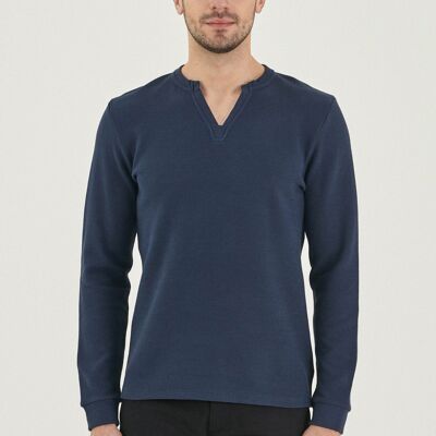 Long-sleeved shirt made of organic cotton