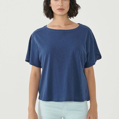 T-shirt made of organic cotton and linen