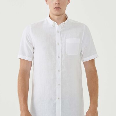 Linen blend short sleeve shirt with breast pocket