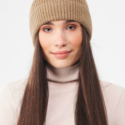 Gorro de punto unisex elaborado con lana merino orgánica y algodón orgánico.