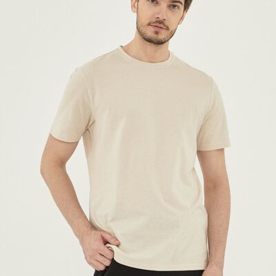 Basic T-shirt made of organic cotton