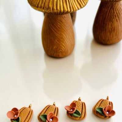 Clous d'oreilles "petite citrouille"