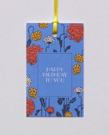 Étiquette cadeau chrysanthème avec ruban de soie