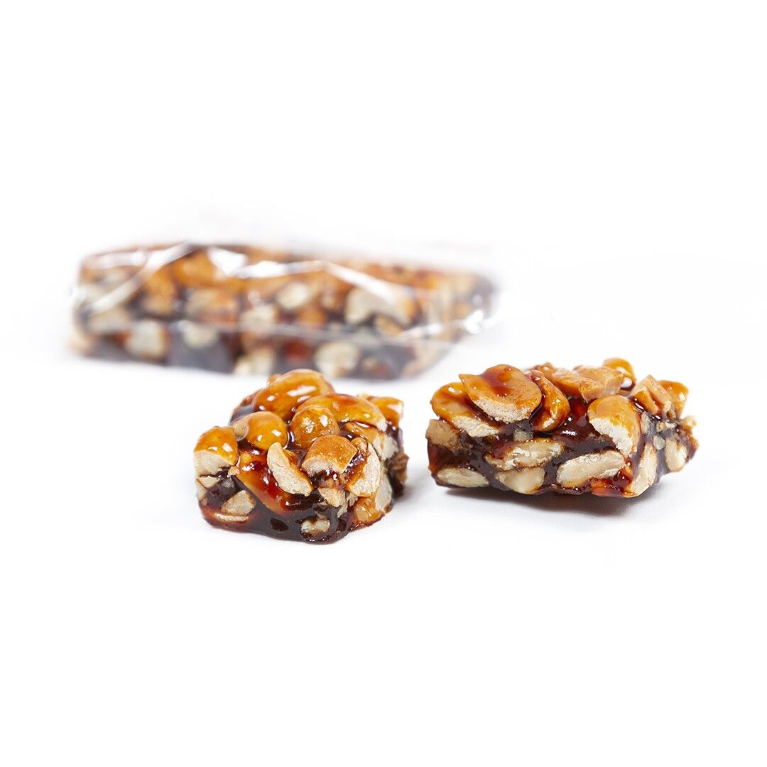 Karibisches Erdnussnougat „Sik mit Pistazien“ (vegan)