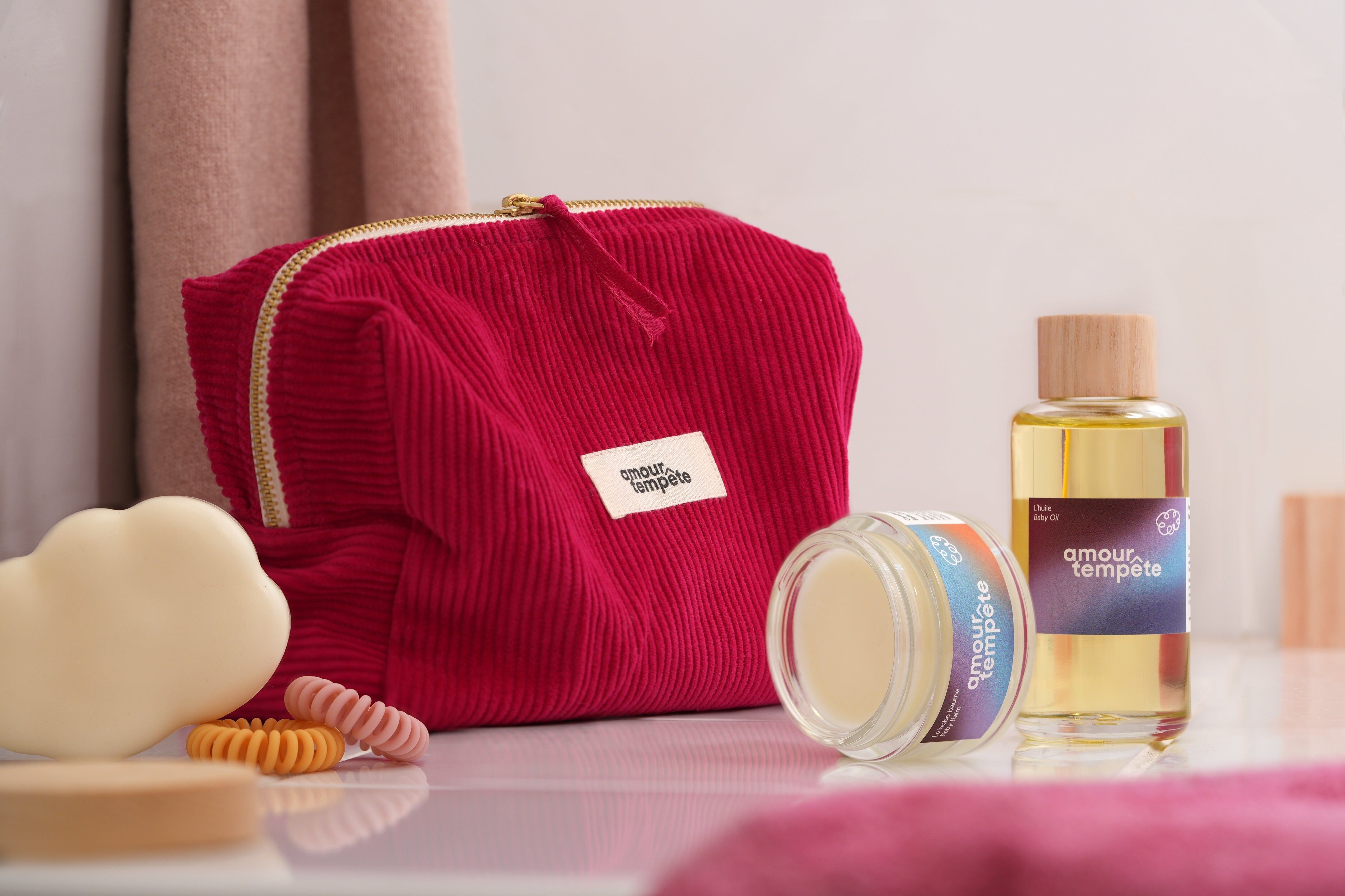 Caja regalo para el cuidado del bebé ideal como regalo de nacimiento