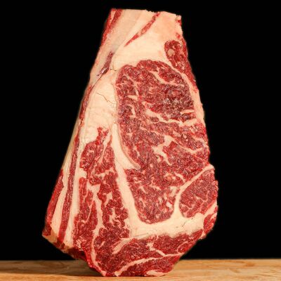 Raw rib steak from Prince du Sud