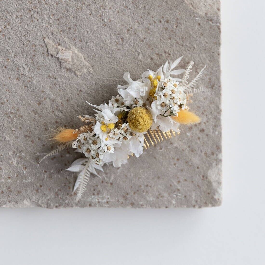 Pettine per capelli fiori secchi giallo bianco