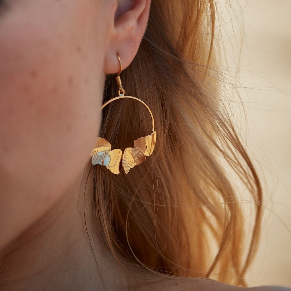 Large Creole Movement