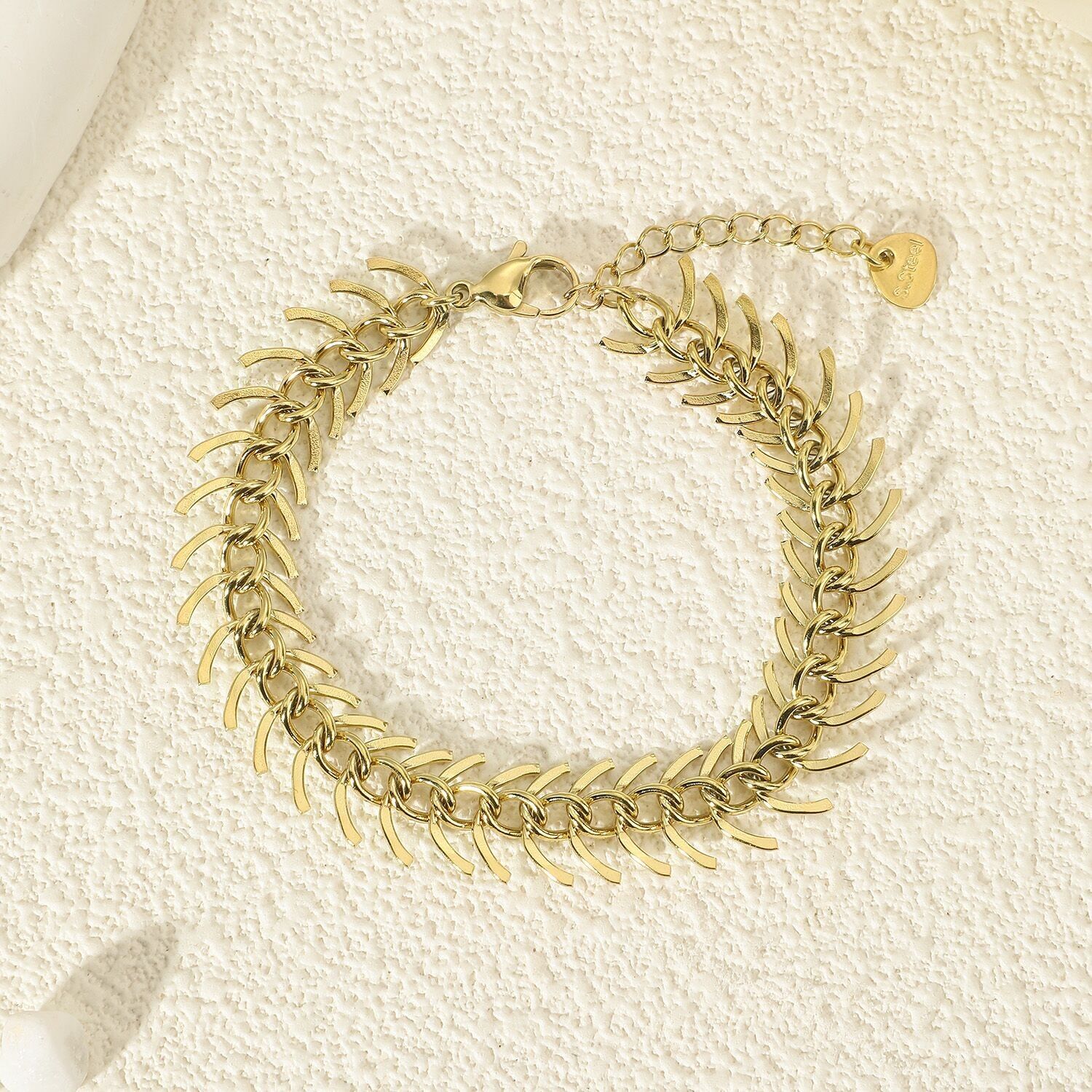 Bracciale in ciniglia dorata