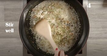 Risotto aux champignons aux cèpes, risotto italien bientôt de cuocere - 3 portions 8
