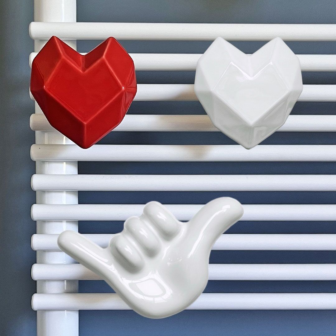 Satz Kleiderbügel für Shaka- und Heartbeat-Heizkörper und Handtuchwärmer