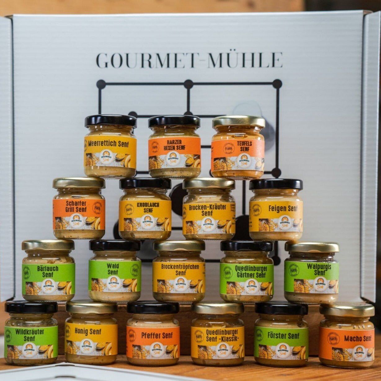 Gioco del mulino per la senape con 18 tipi della senape più pregiata