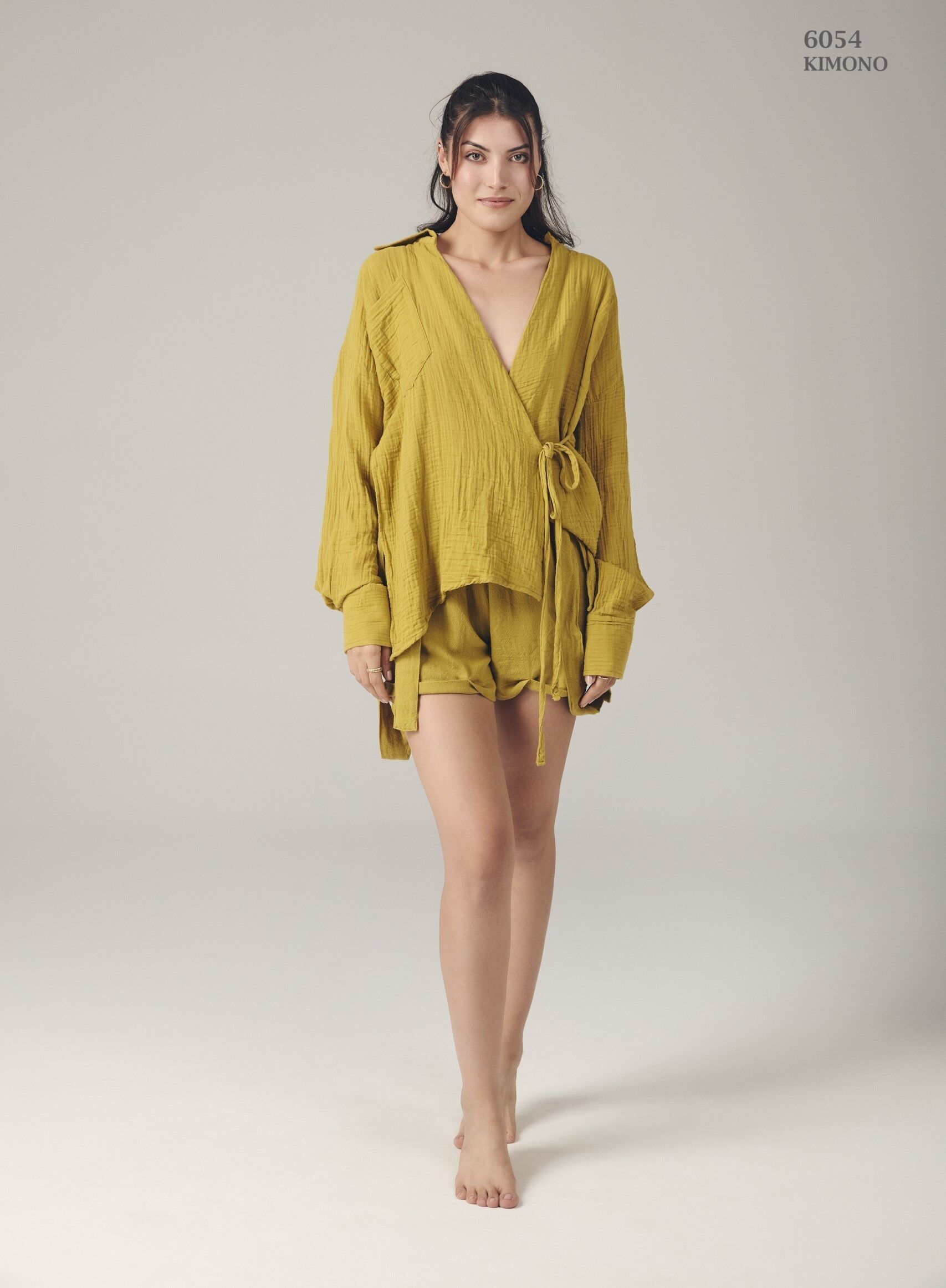 Short Long Sleeve Kimono