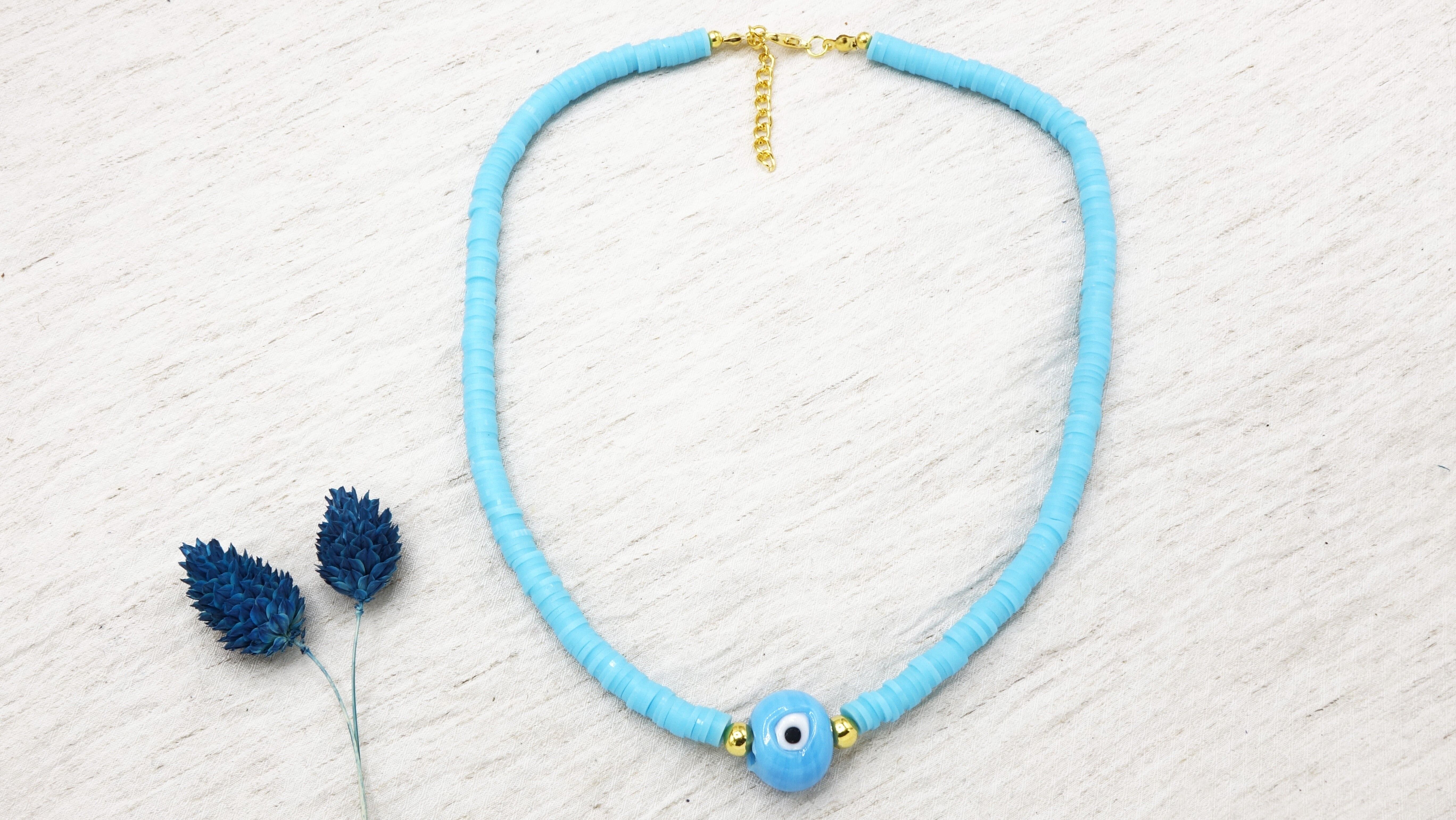 Collana con perline contro il malocchio