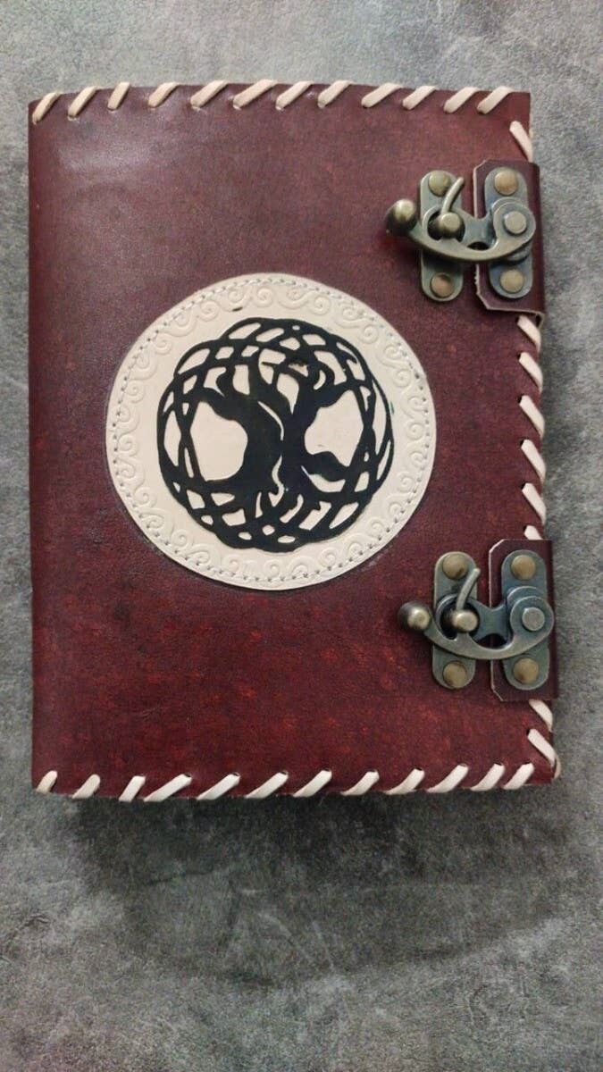 Aufnäher für den Baum des Lebens aus Leder für das Tagebuch