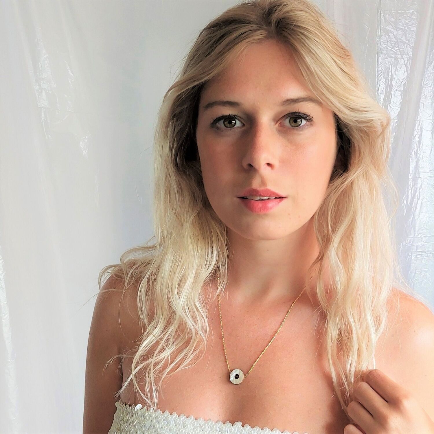 LUA mother-of-pearl necklace