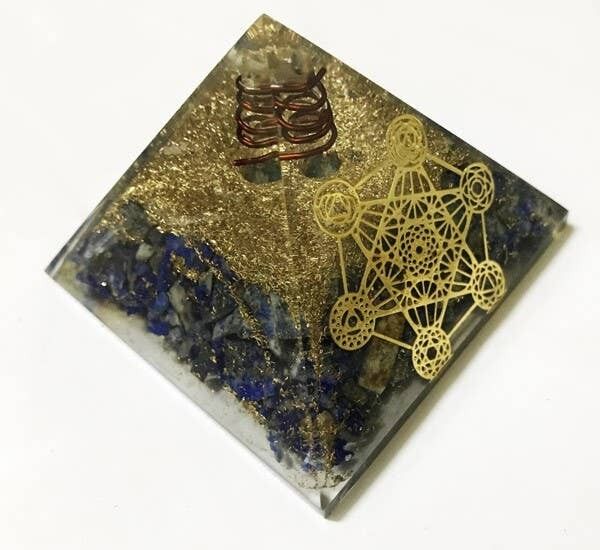 Lapis-Metatron-Pyramide
