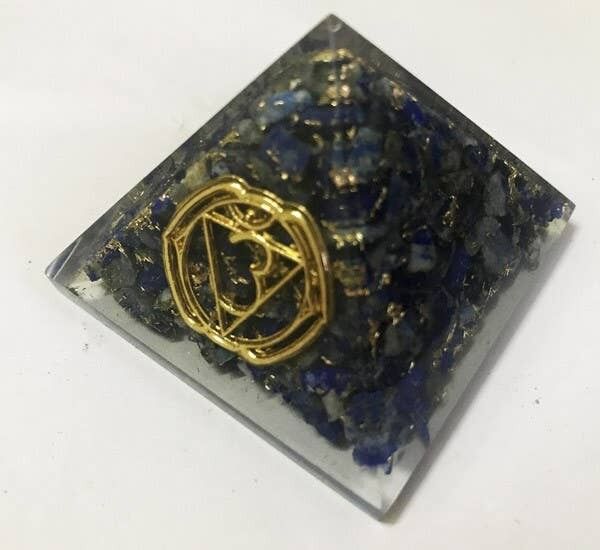 Orgonit-Pyramide - Drittes Auge, Sodalith 40mm